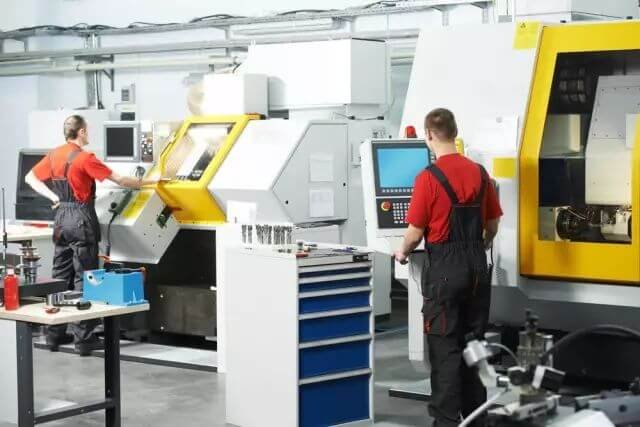 PPS plastic CNC machining workshop