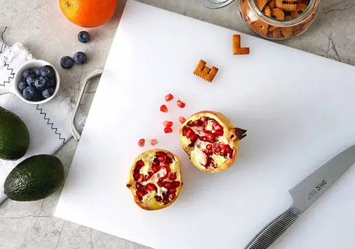 UHMW-PE provides a comprehensive solution for food